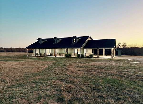 2.5 Acres of Land with Home for Sale in Chico, Texas