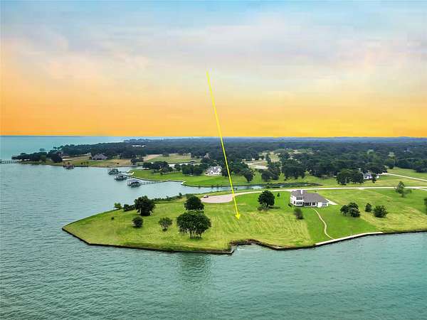 1 Acre of Residential Land for Sale in Streetman, Texas