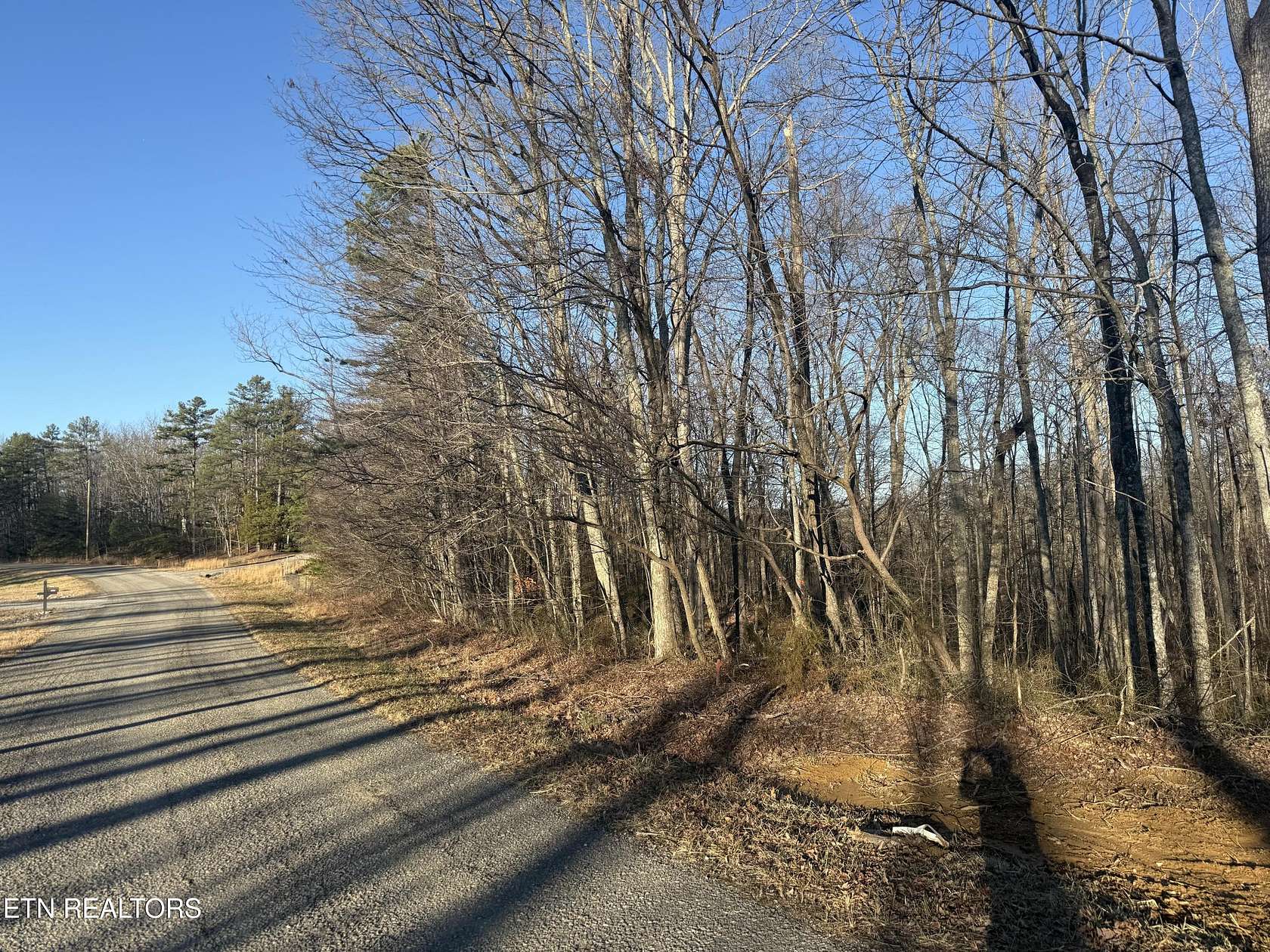 5 Acres of Residential Land for Sale in Crawford, Tennessee