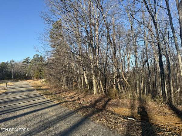 5 Acres of Residential Land for Sale in Crawford, Tennessee