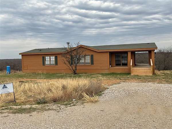 4 Acres of Residential Land with Home for Sale in Chico, Texas