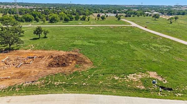 1 Acre of Residential Land for Sale in Copper Canyon, Texas