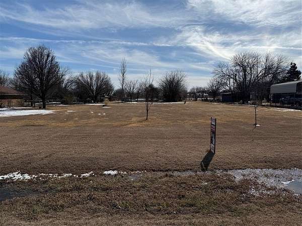 1.7 Acres of Land for Sale in Sanger, Texas