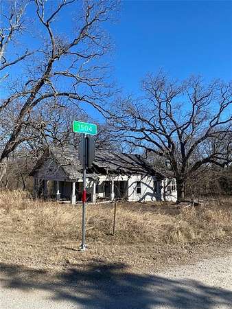1 Acre of Residential Land for Sale in Savoy, Texas