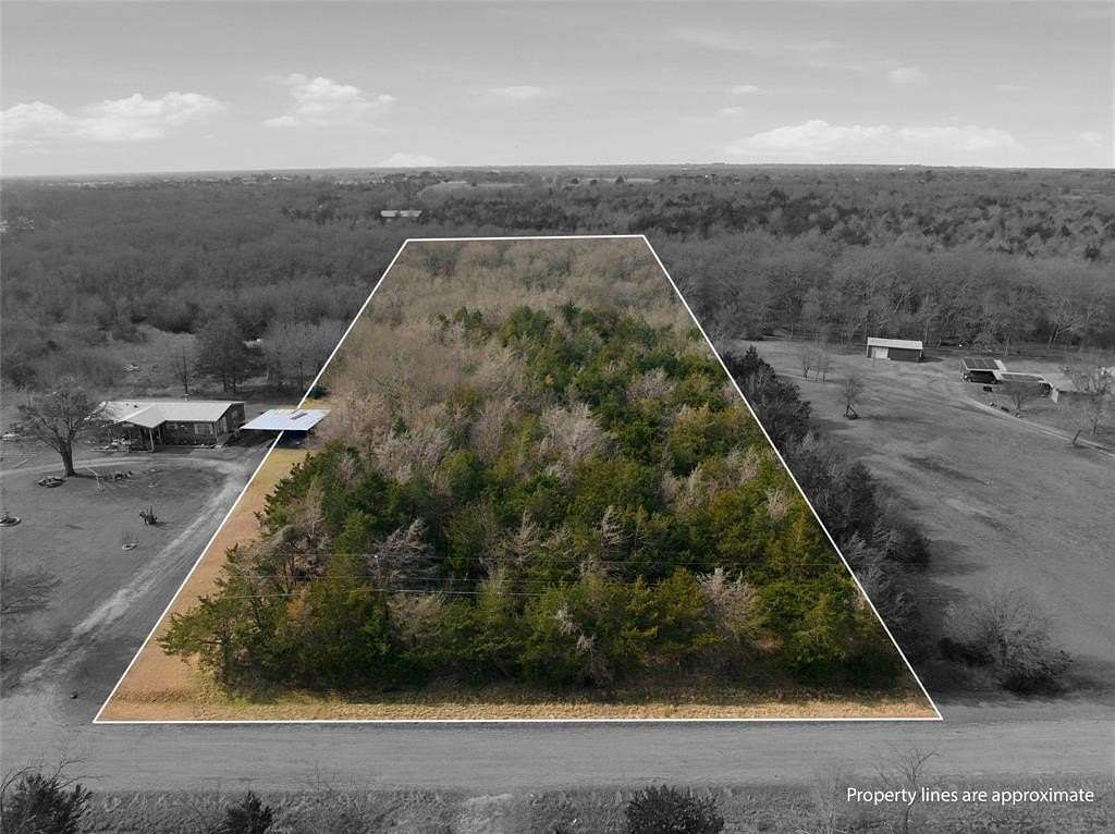 3 Acres of Residential Land for Sale in Mexia, Texas