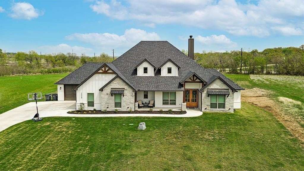 2 Acres of Residential Land with Home for Sale in Weatherford, Texas