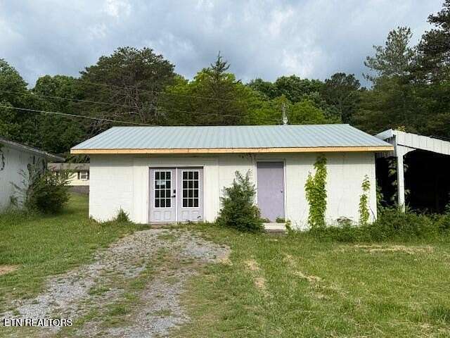 1.7 Acres of Land with Home for Sale in Athens, Tennessee