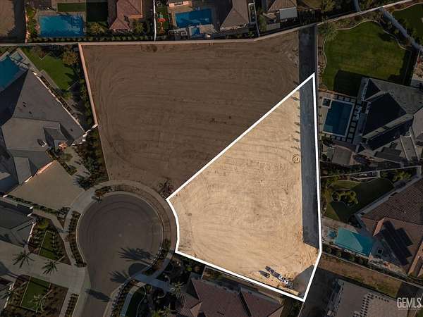 0.45 Acres of Residential Land for Sale in Bakersfield, California