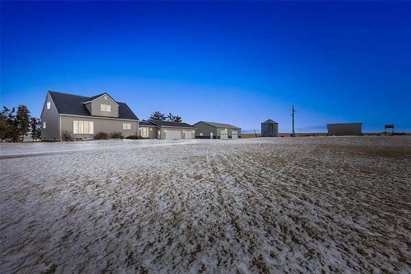 5.54 Acres of Residential Land with Home for Sale in Keystone, Iowa