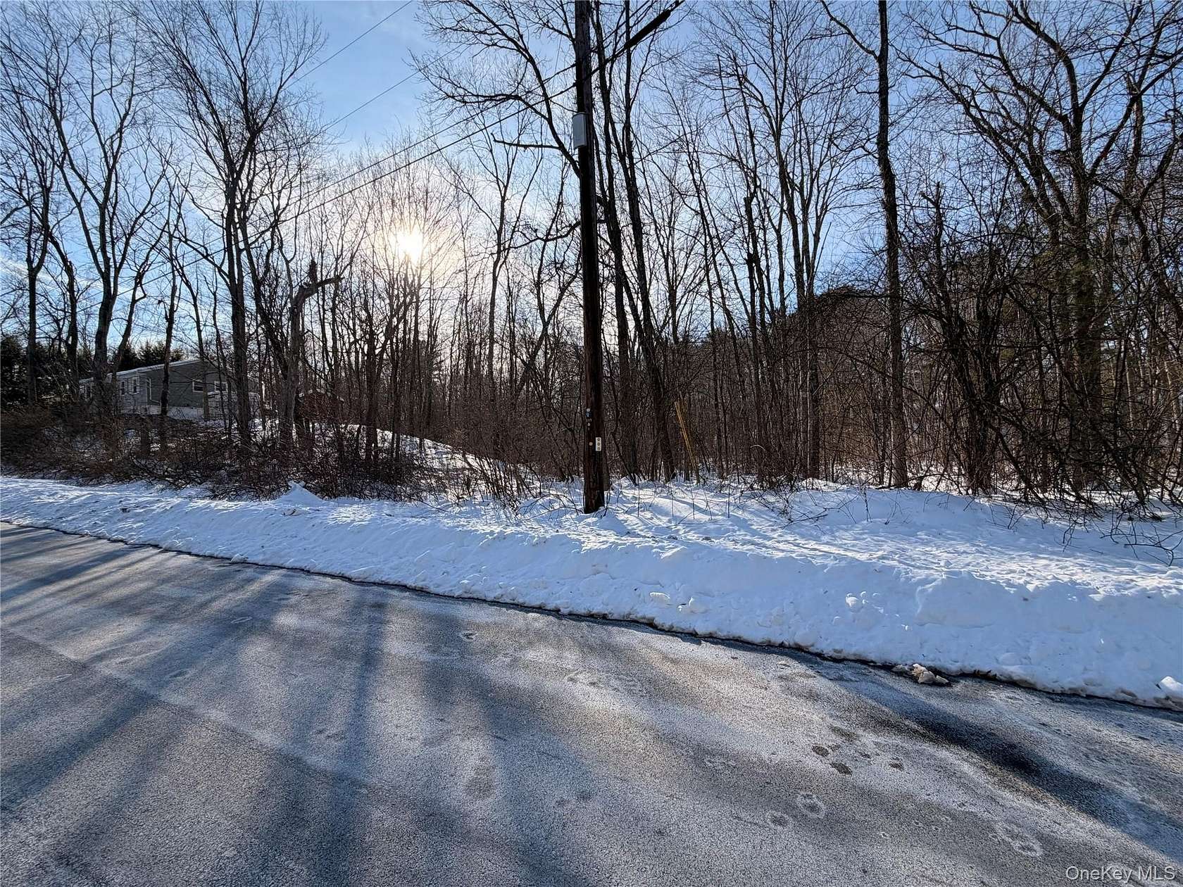 1 Acre of Land for Sale in Hyde Park, New York