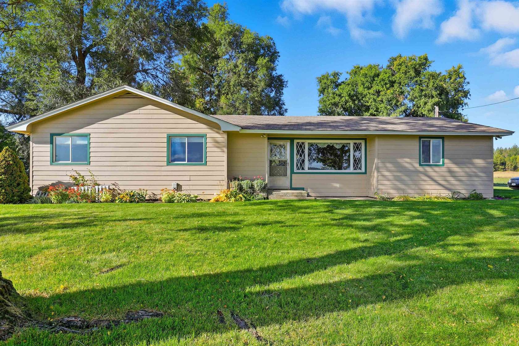 10 Acres of Land with Home for Sale in Deer Park, Washington