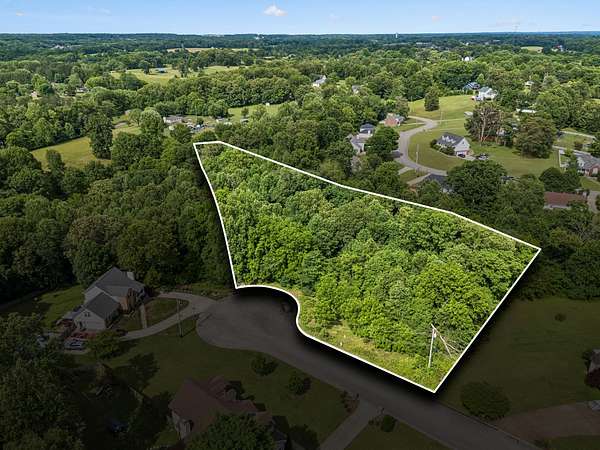 1.69 Acres of Residential Land for Sale in Pleasant View, Tennessee