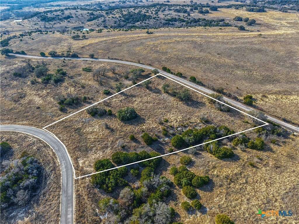 5 Acres of Residential Land for Sale in Oglesby, Texas