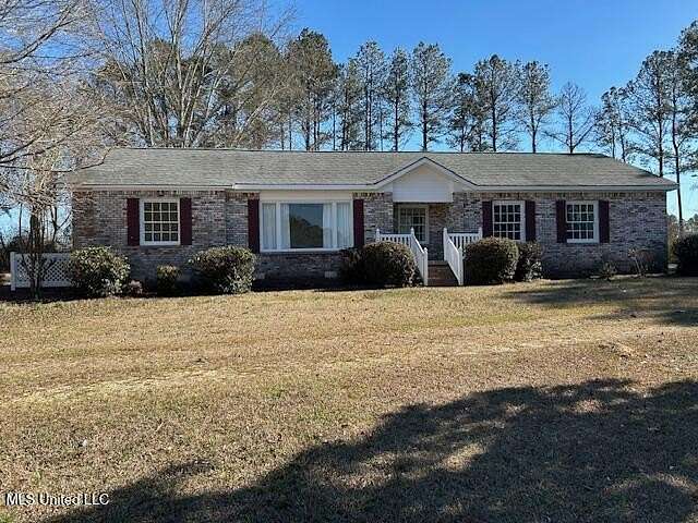 2 Acres of Residential Land with Home for Sale in Tylertown, Mississippi