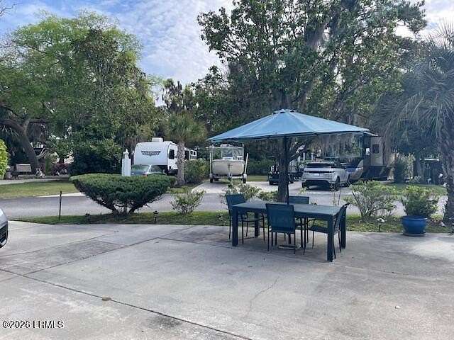 1.7 Acres of Residential Land for Sale in Hilton Head Island, South Carolina