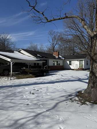 2 Acres of Residential Land with Home for Sale in Brinkley, Arkansas