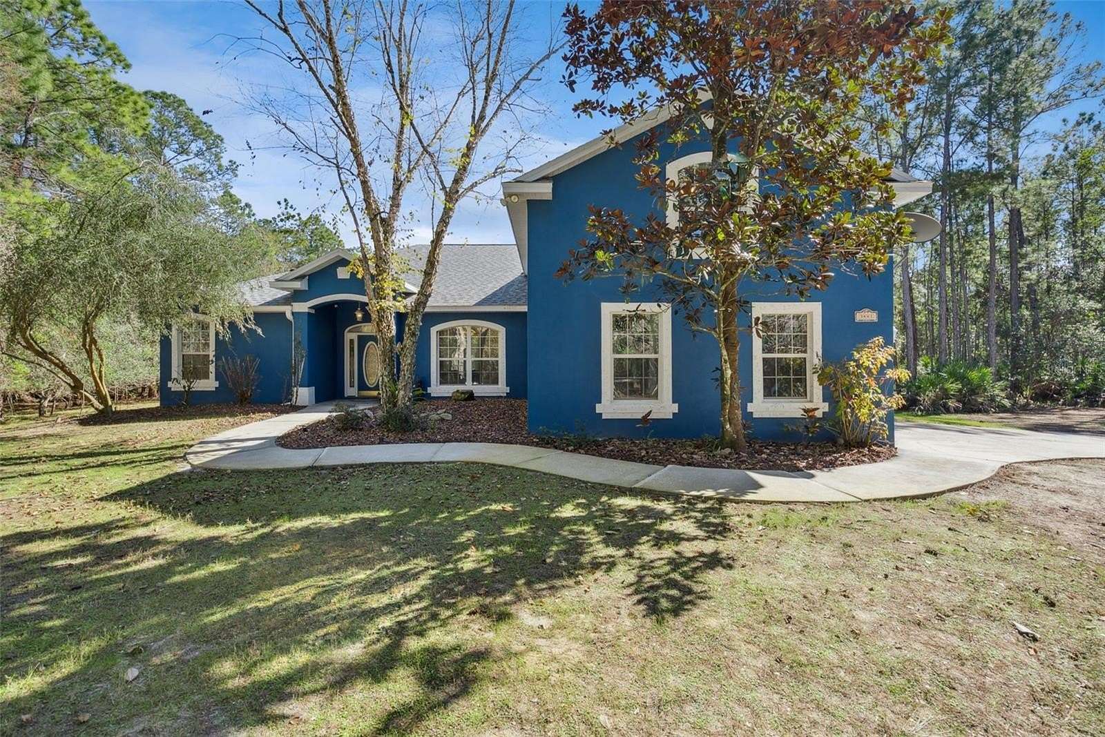 20 Acres of Recreational Land with Home for Sale in Deltona, Florida