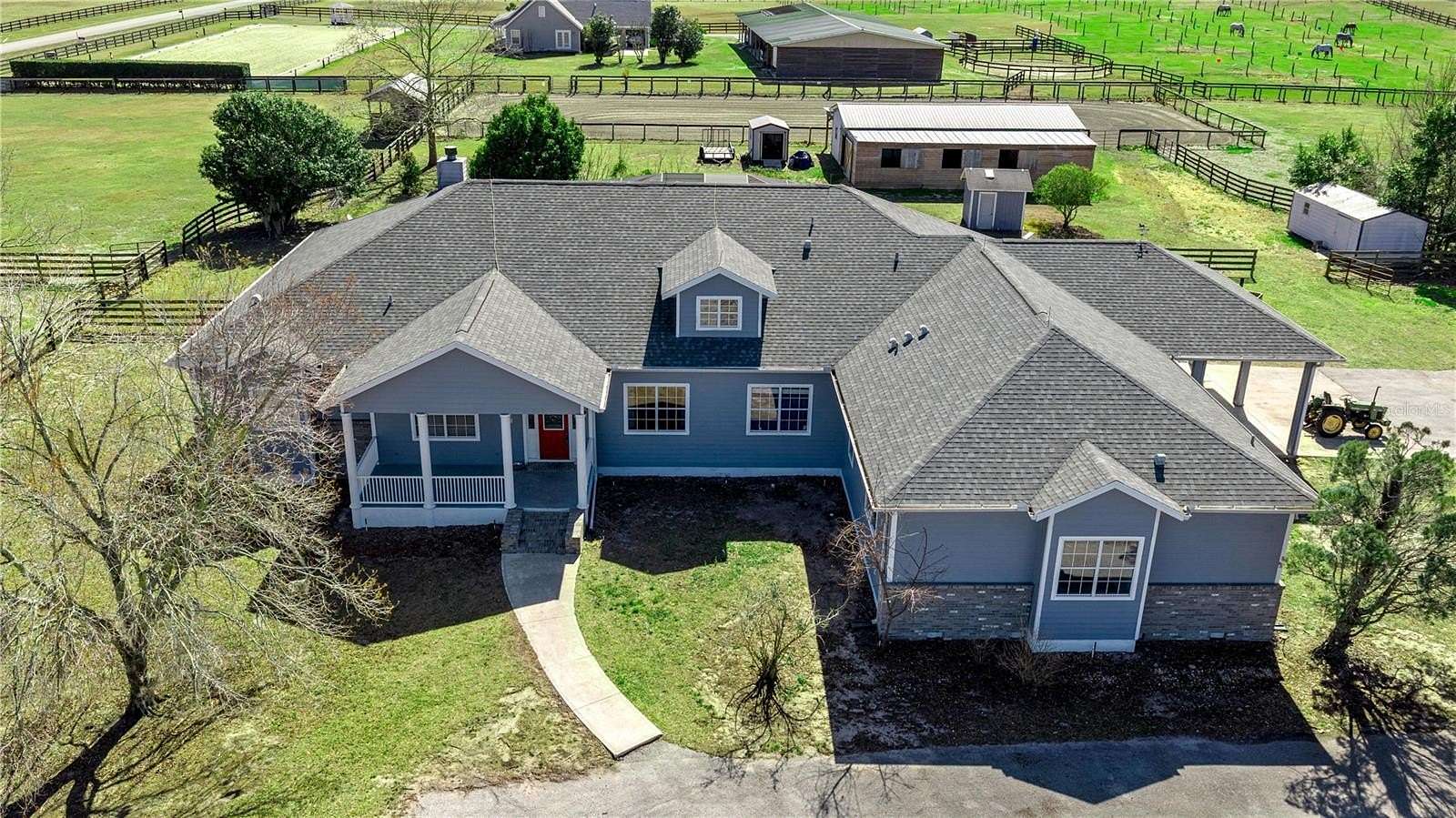 5.85 Acres of Land with Home for Sale in Morriston, Florida