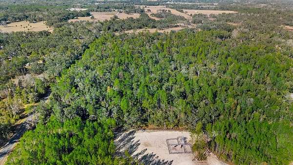 10.5 Acres of Recreational & Residential Land for Sale in Old Town, Florida