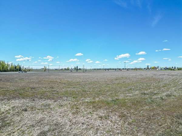 4.88 Acres of Commercial Land for Sale in Medical Lake, Washington
