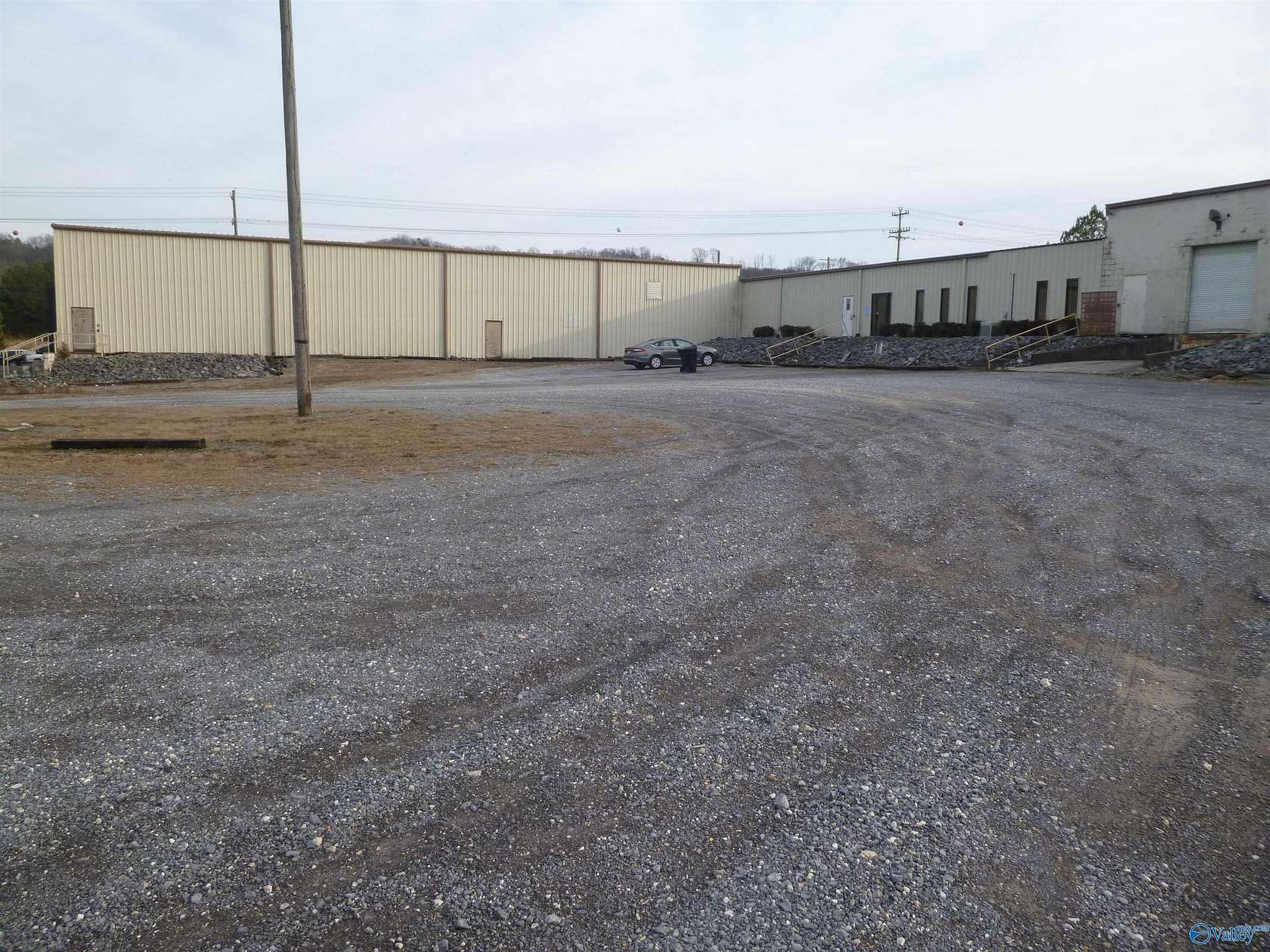 19.6 Acres of Improved Mixed-Use Land for Sale in Fort Payne, Alabama