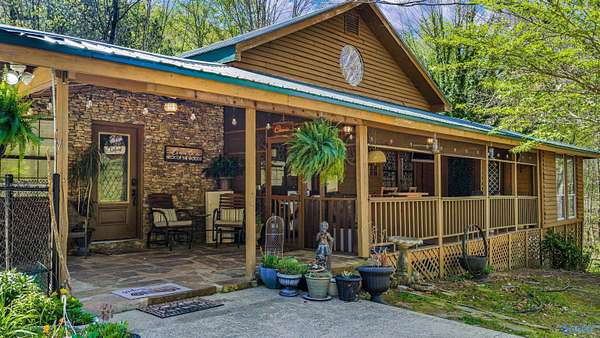 23.4 Acres of Land with Home for Sale in Fort Payne, Alabama