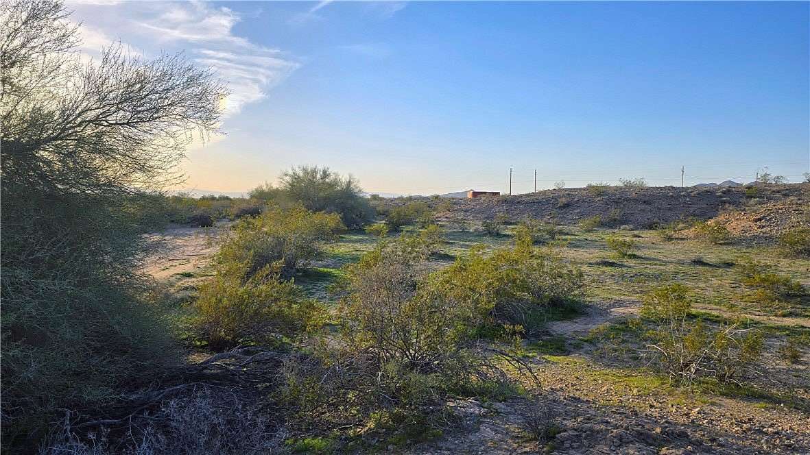 5 Acres of Residential Land for Sale in Yucca, Arizona