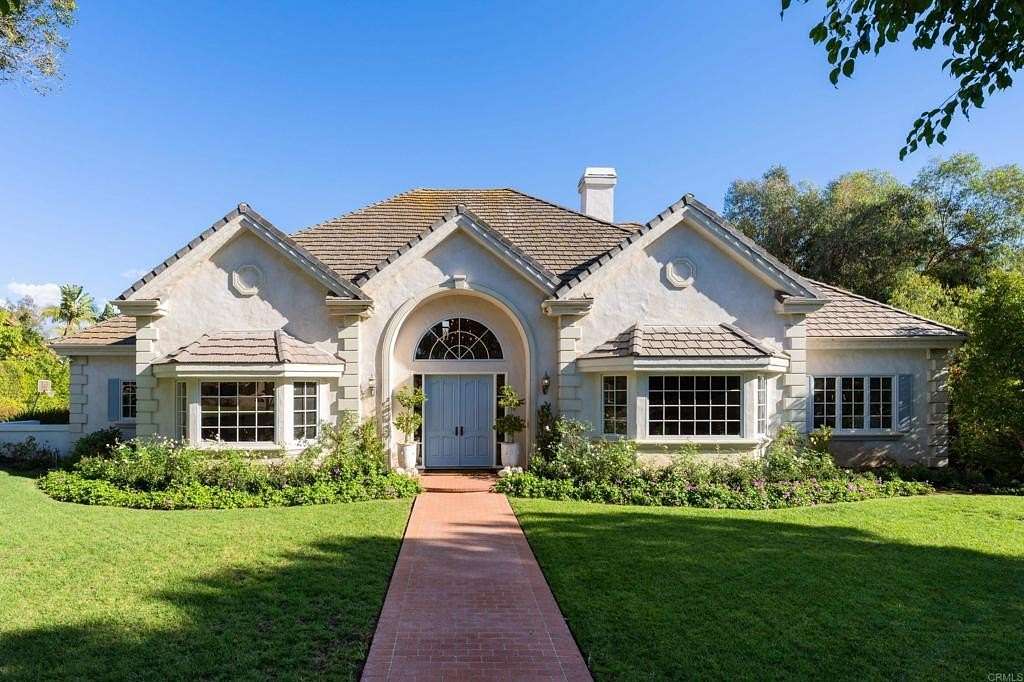 2 Acres of Residential Land with Home for Lease in Rancho Santa Fe, California