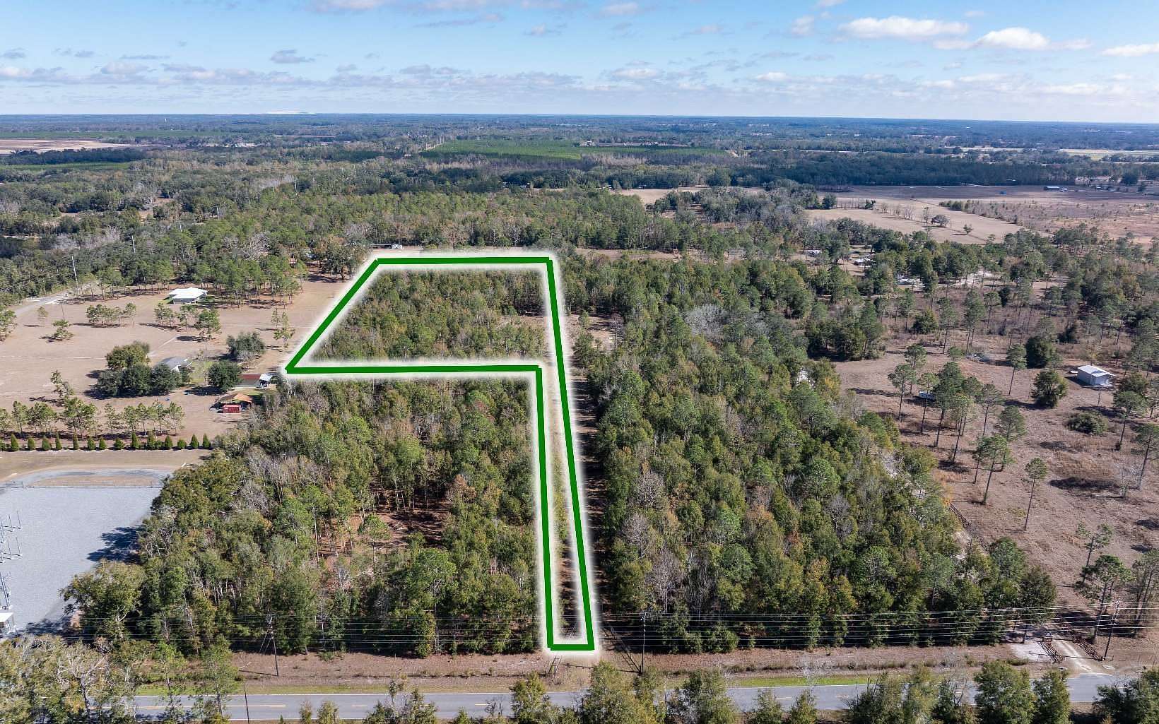 5 Acres of Residential Land for Sale in Live Oak, Florida