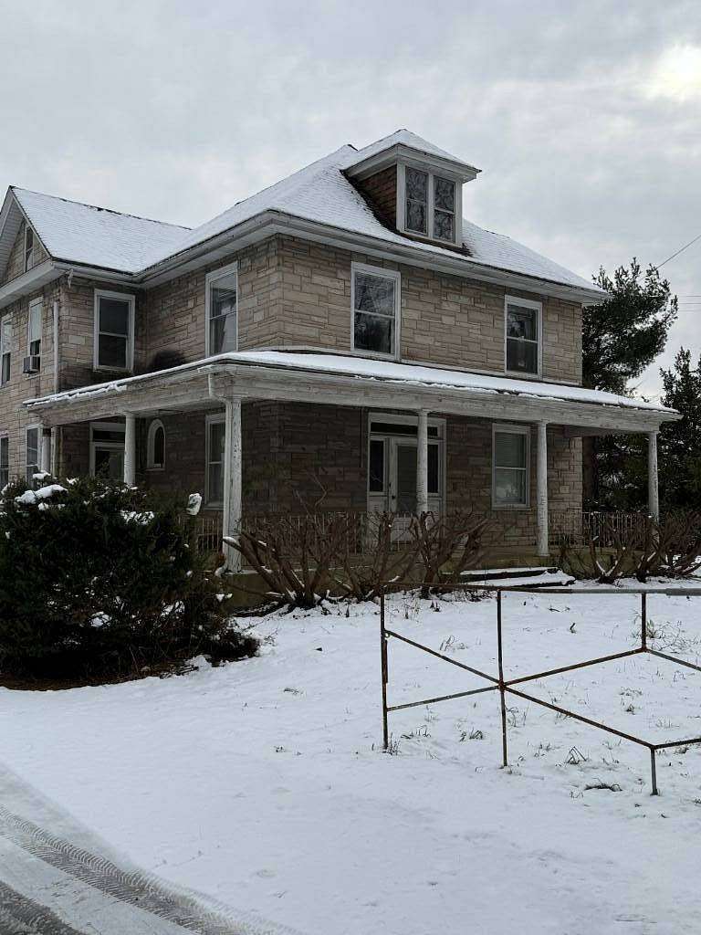 1.8 Acres of Residential Land with Home for Sale in Lancaster, Pennsylvania