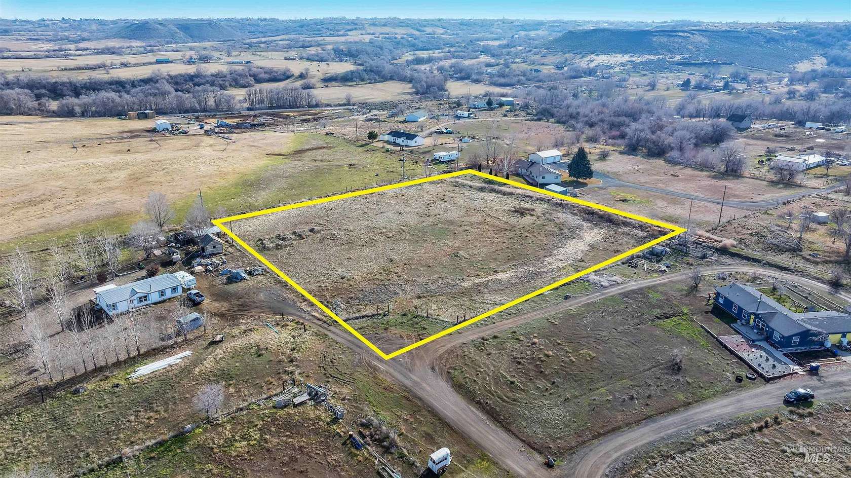 2.5 Acres of Land for Sale in Buhl, Idaho