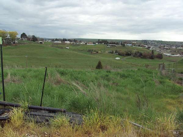 1.57 Acres of Land for Sale in Clarkston, Washington