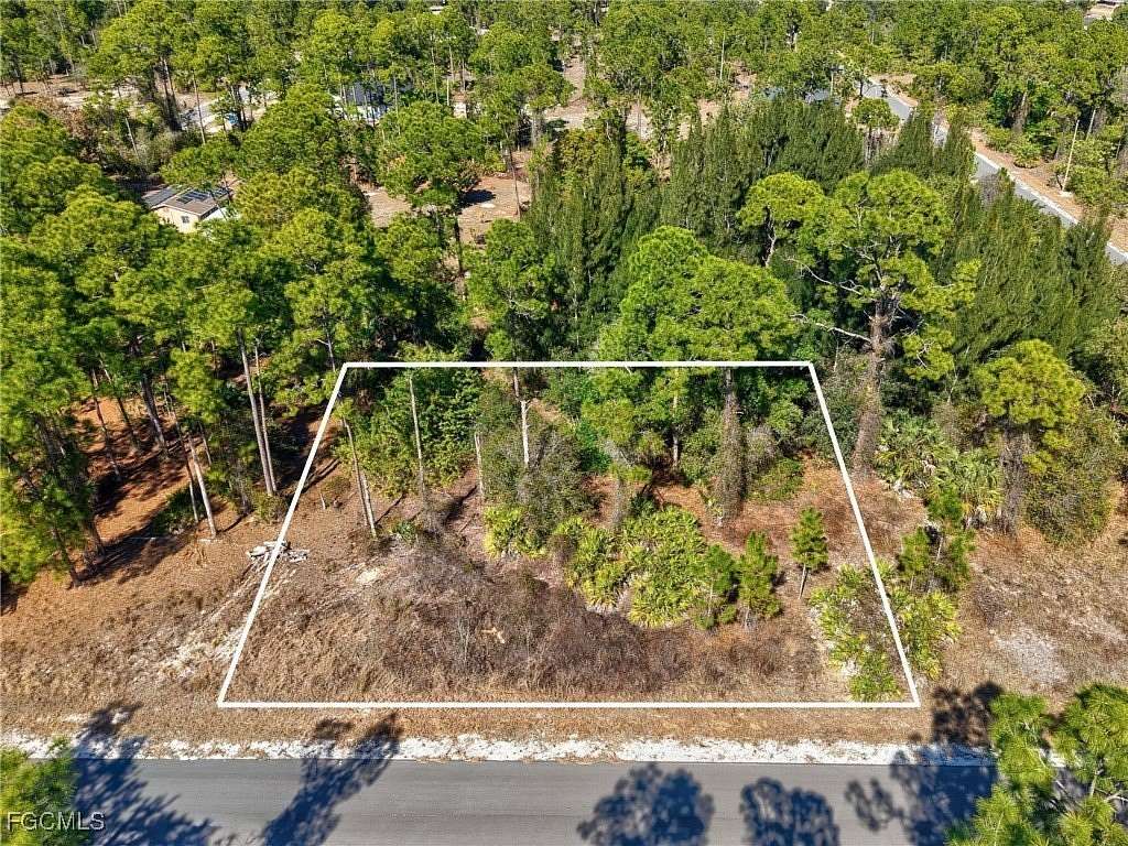 0.25 Acres of Residential Land for Sale in Lehigh Acres, Florida