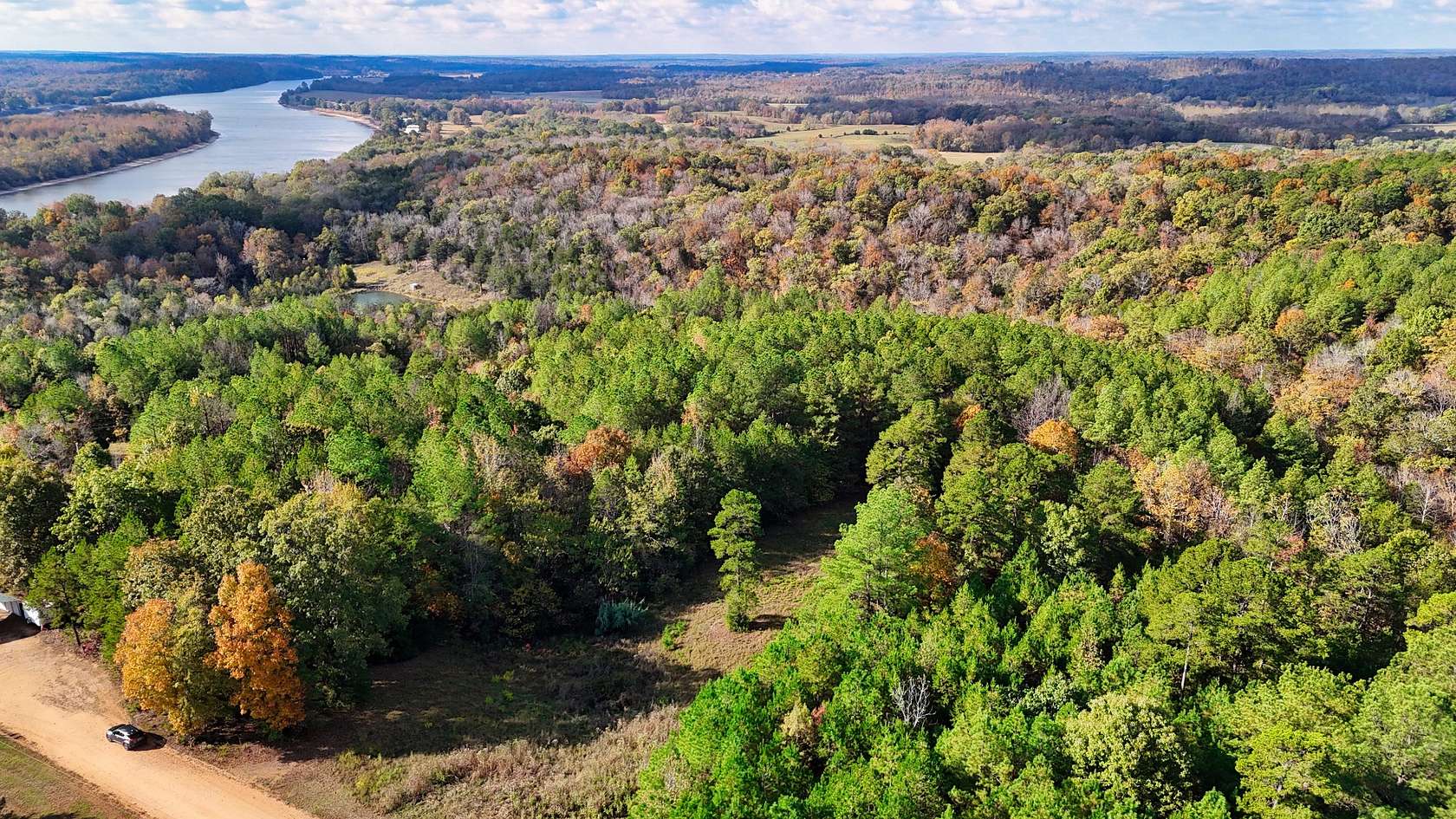 5 Acres of Residential Land for Sale in Bath Springs, Tennessee