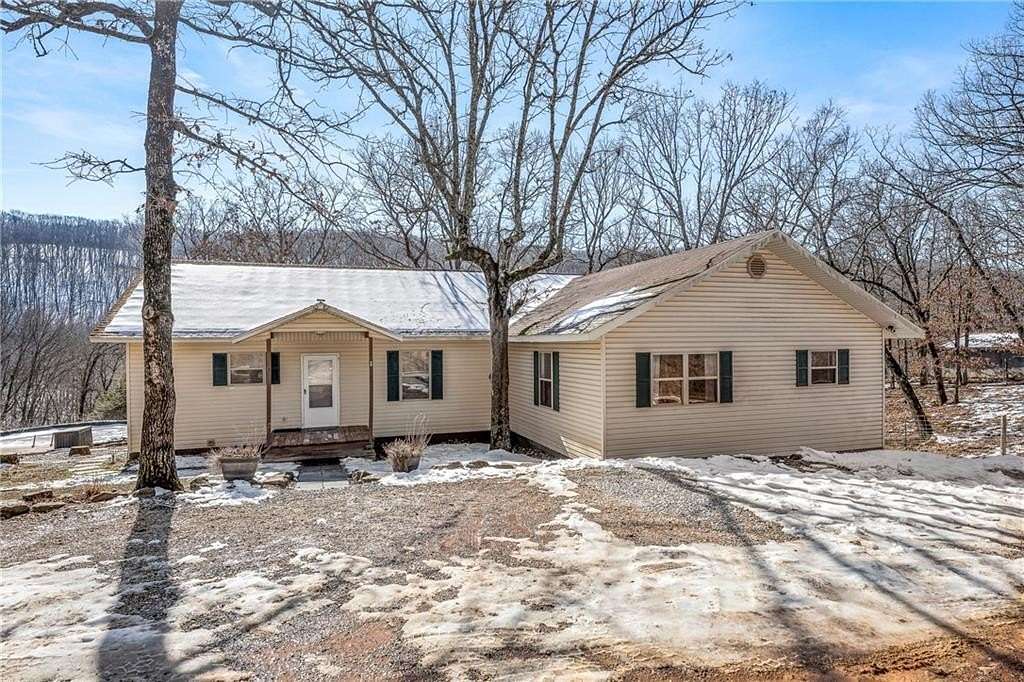 16 Acres of Land with Home for Sale in Winslow, Arkansas