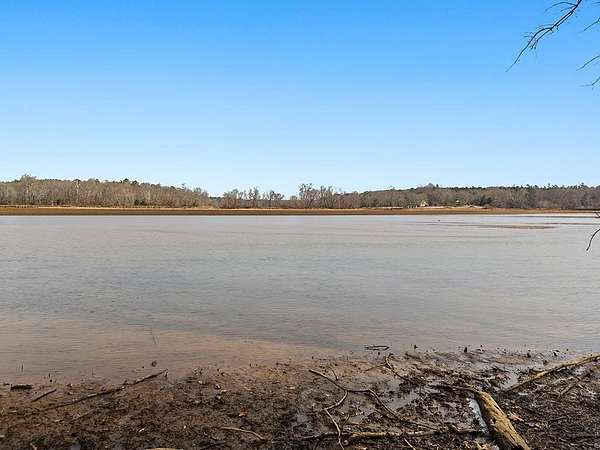 1 Acre of Residential Land for Sale in Hodges, South Carolina