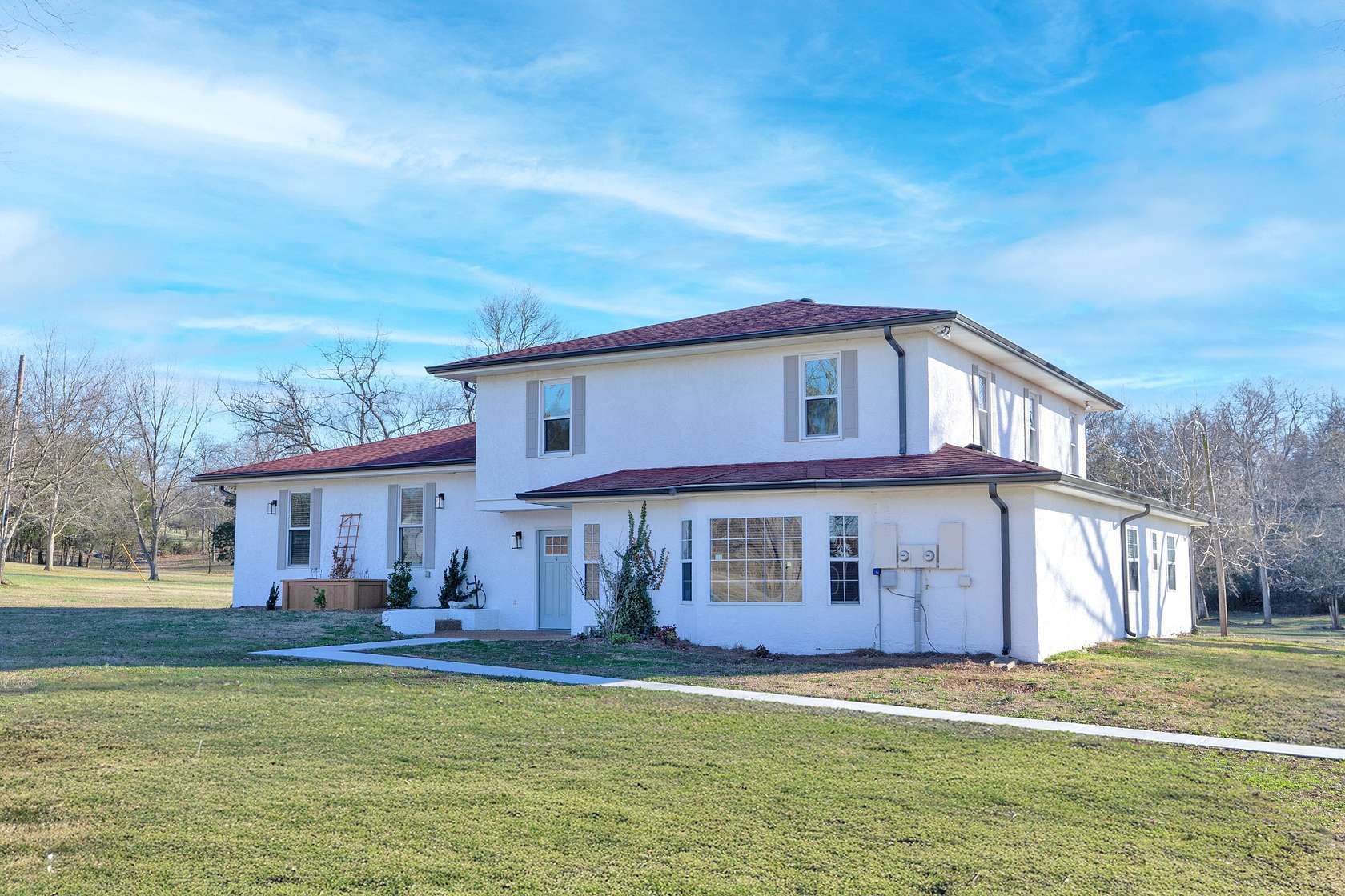 2.85 Acres of Residential Land with Home for Sale in Gallatin, Tennessee