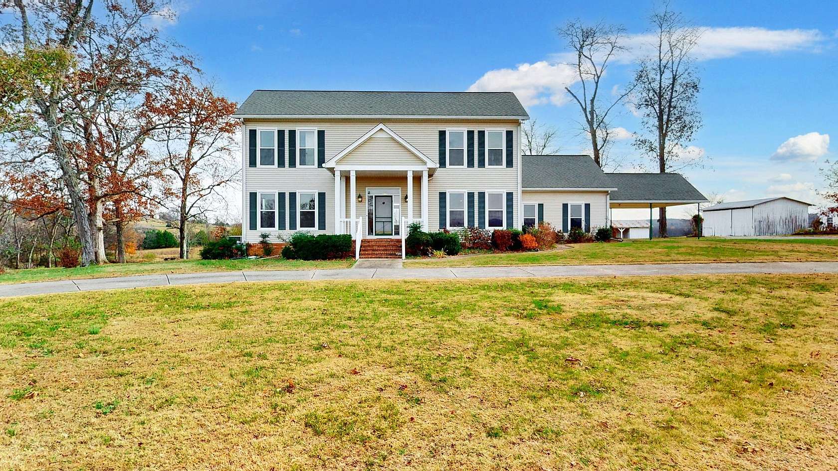 5 Acres of Residential Land with Home for Sale in Lascassas, Tennessee