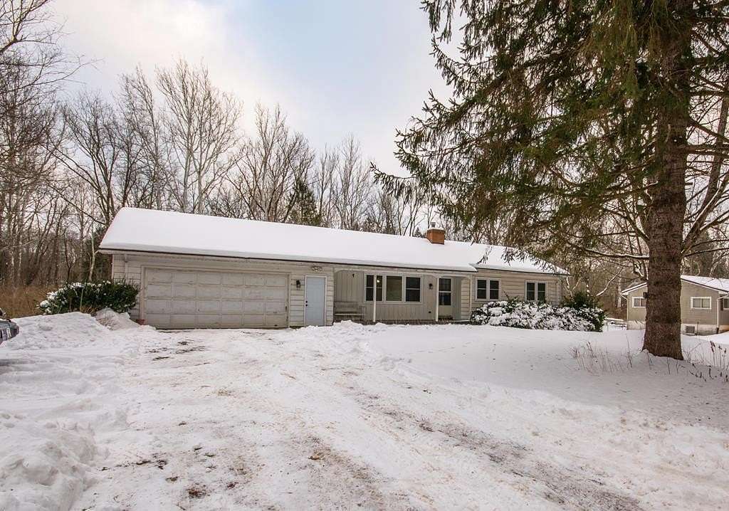 1.77 Acres of Residential Land with Home for Sale in Mansfield, Ohio