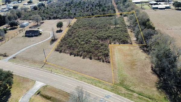 3.25 Acres of Residential Land for Sale in Arnaudville, Louisiana