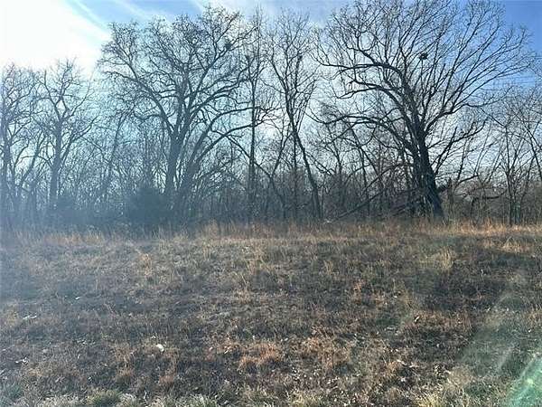 4 Acres of Residential Land for Sale in Kansas, Oklahoma