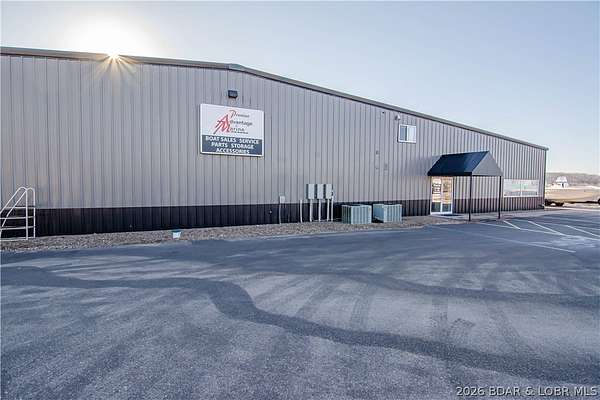 2.6 Acres of Improved Mixed-Use Land for Sale in Sunrise Beach, Missouri