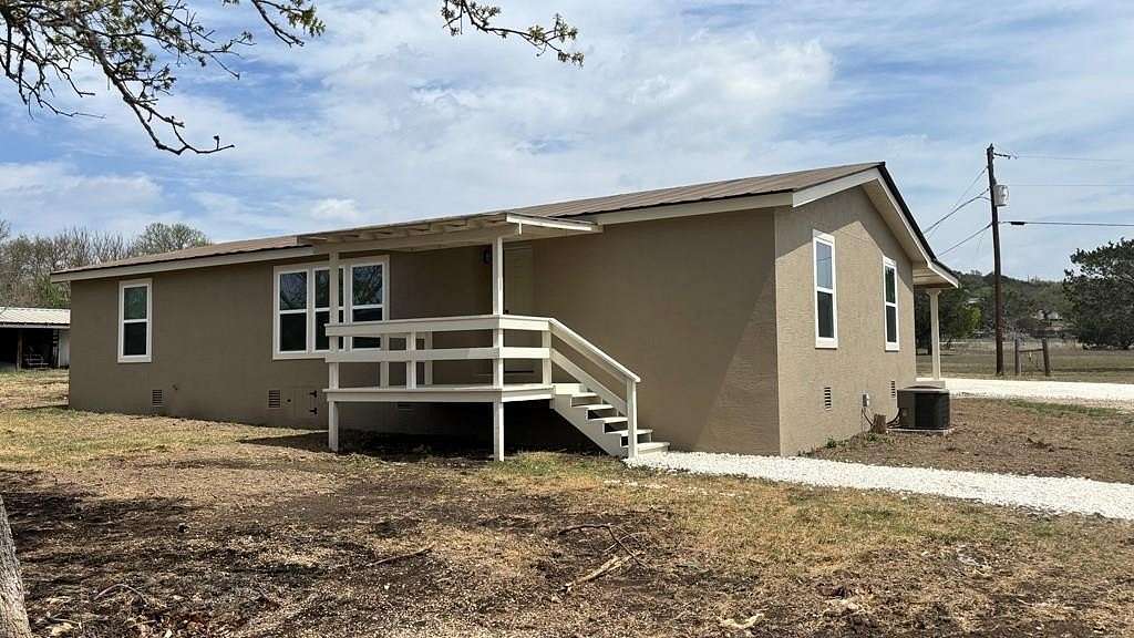 2.75 Acres of Residential Land with Home for Sale in Kerrville, Texas