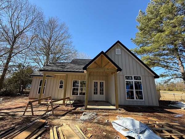 1.67 Acres of Residential Land with Home for Sale in Picayune, Mississippi