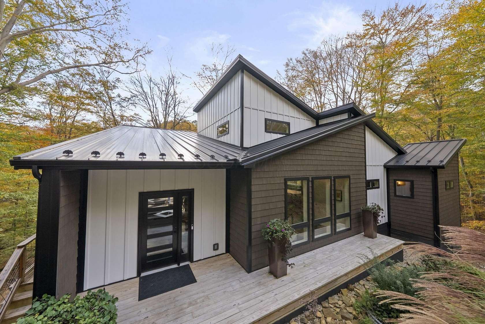 1.86 Acres of Residential Land with Home for Sale in Sugar Grove, Ohio