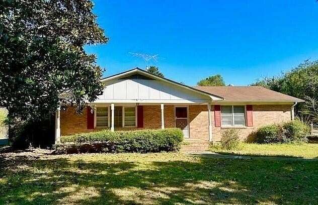 5 Acres of Residential Land with Home for Sale in Walterboro, South Carolina