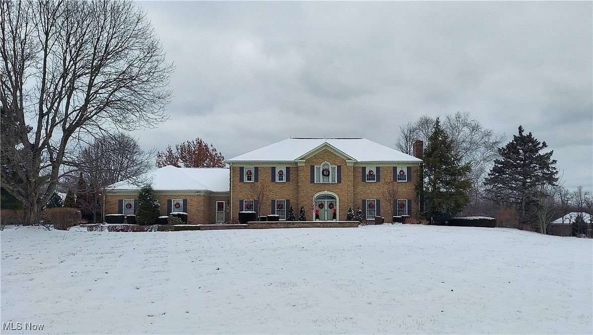 3.57 Acres of Residential Land with Home for Sale in Akron, Ohio