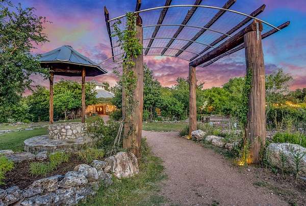 10 Acres of Improved Land for Sale in Spicewood, Texas