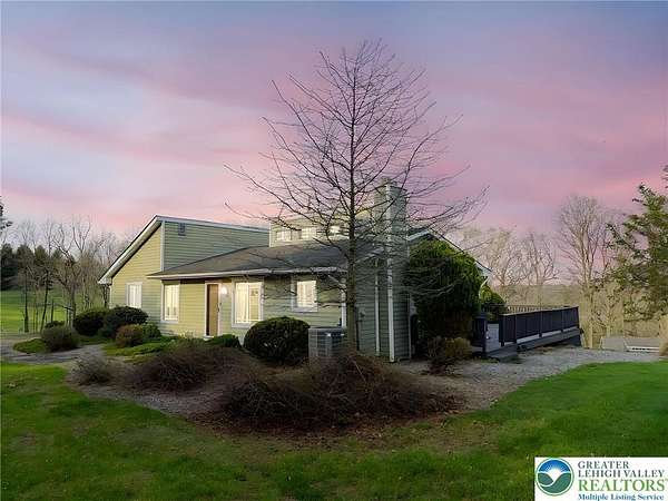 4.62 Acres of Land with Home for Sale in Tinicum Township, Pennsylvania