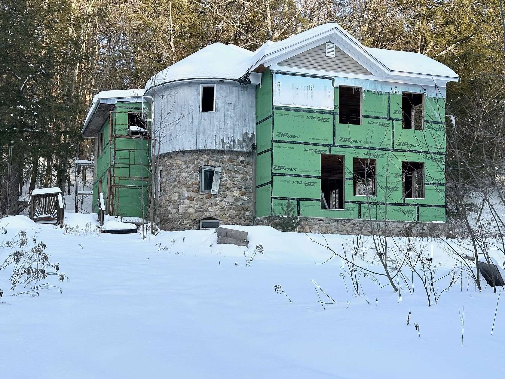 3.7 Acres of Residential Land with Home for Sale in Weare, New Hampshire